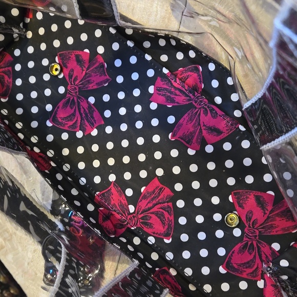 Betsey Johnson Betseyville Unique Clear Vinyl Tote with Removable Drawstring Bag - Picture 11 of 16